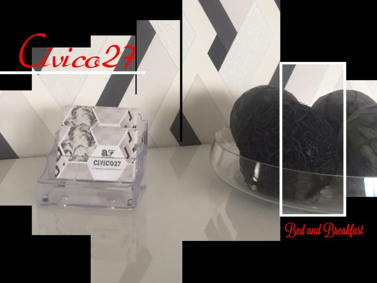 Civico 27 Hotel โกเซนซา ภายนอก รูปภาพ