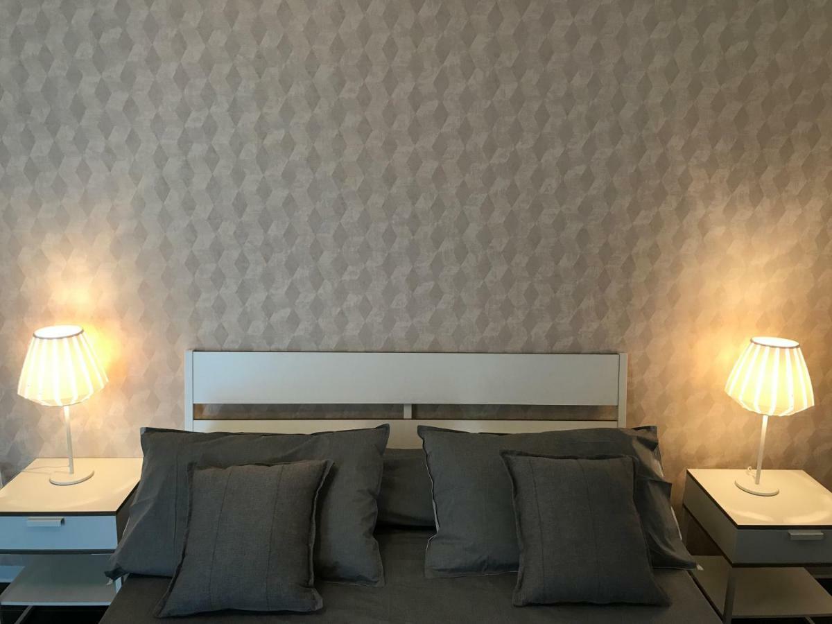 Civico 27 Hotel โกเซนซา ภายนอก รูปภาพ