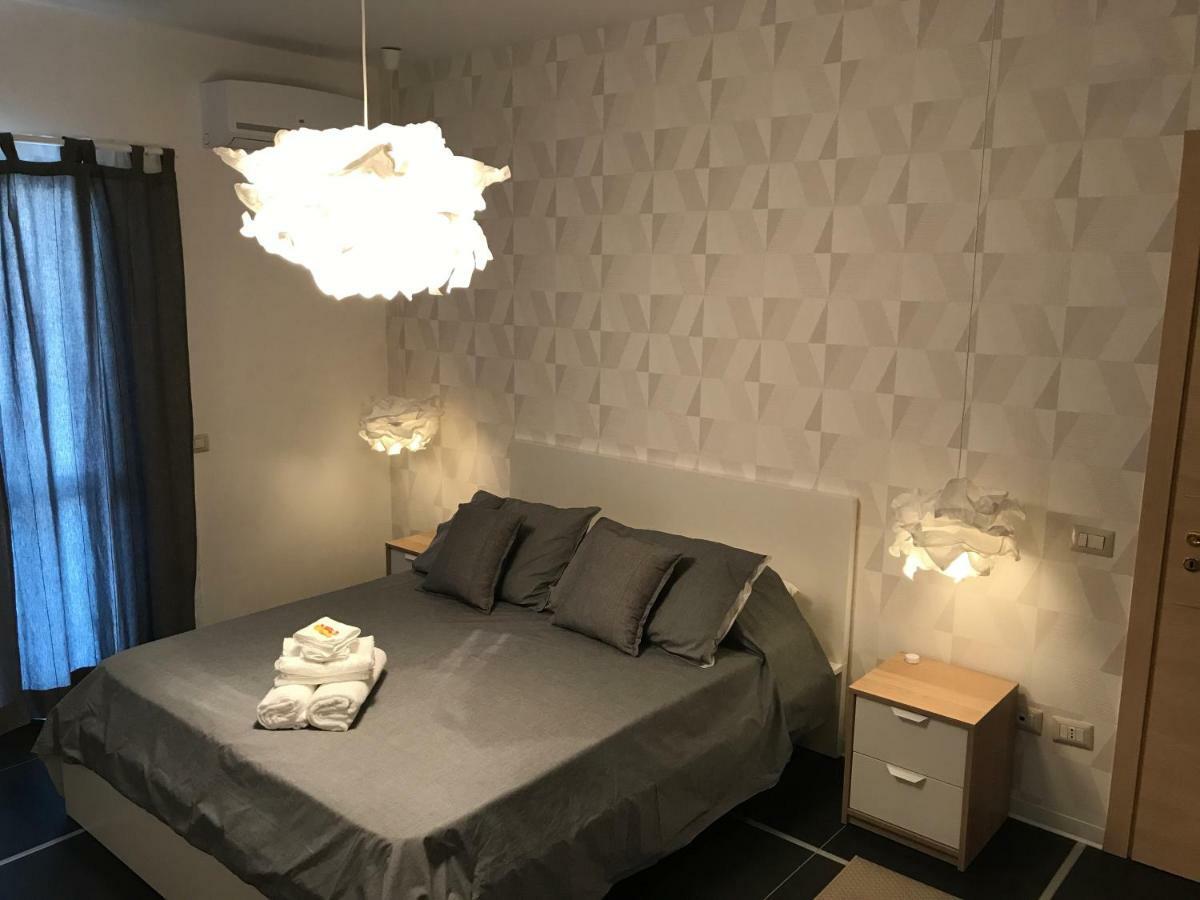 Civico 27 Hotel โกเซนซา ภายนอก รูปภาพ
