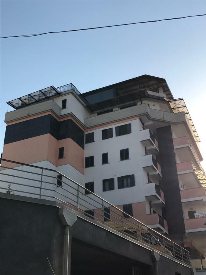 Civico 27 Hotel โกเซนซา ภายนอก รูปภาพ
